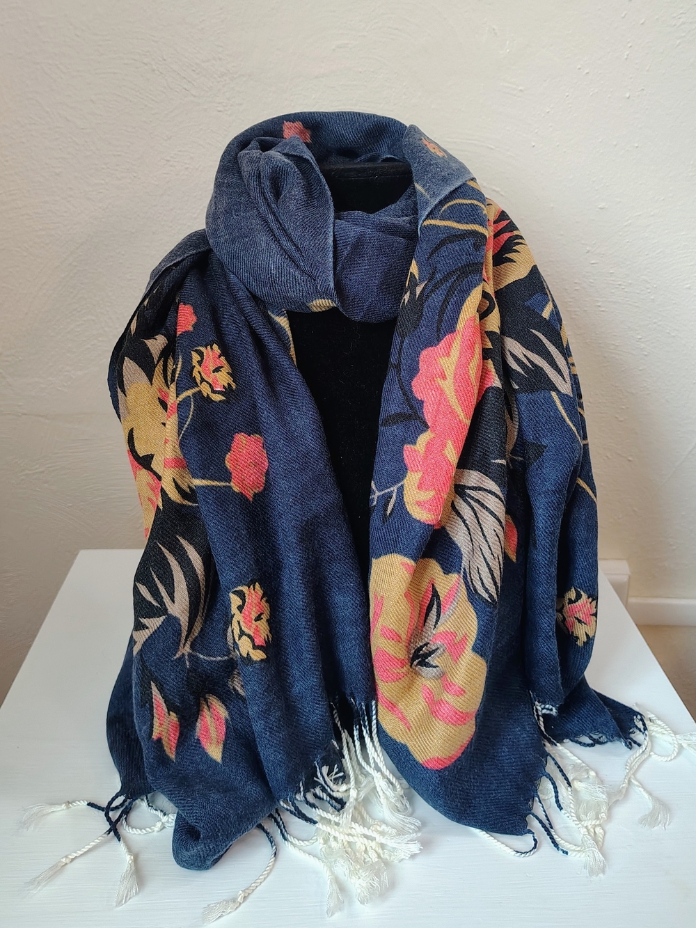 Source Unknown Navy Floral Scarf with Pink & Yellow Blooms Size OS